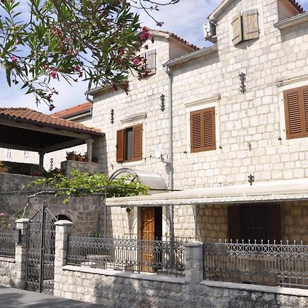 Apartments Vujosevic Котор Екстериор снимка